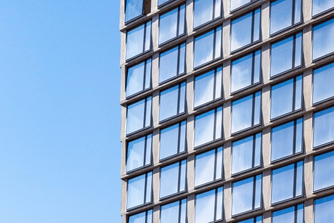 PUBLIC HOTEL - Intercom